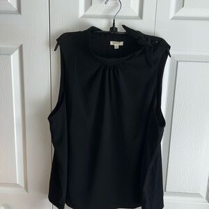Gilli Black Sleeveless Top w/Snap Closure & Mandarin Neck w/Short Tie at Neck 2X